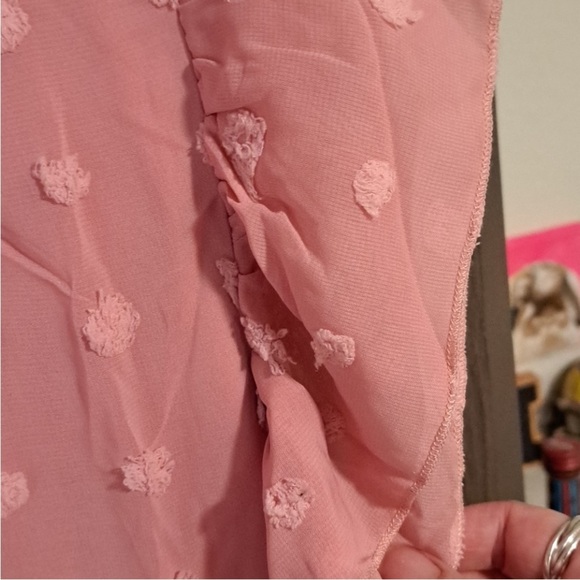 PRETTY IN PINK SWISS DOT DRESS SIZE MEDIUM - Picture 10 of 13